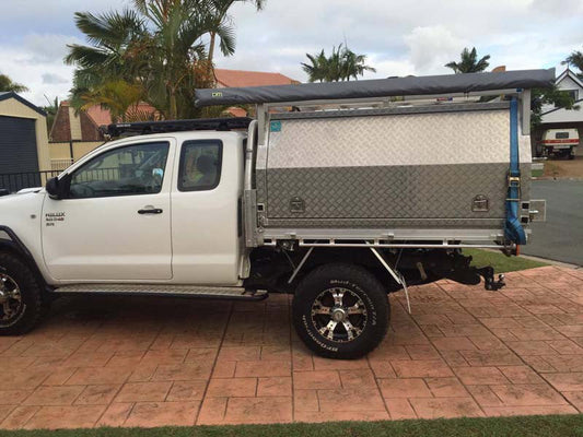 Toyota Hilux RR4576 & AC2000 Airbag Man Suspension
