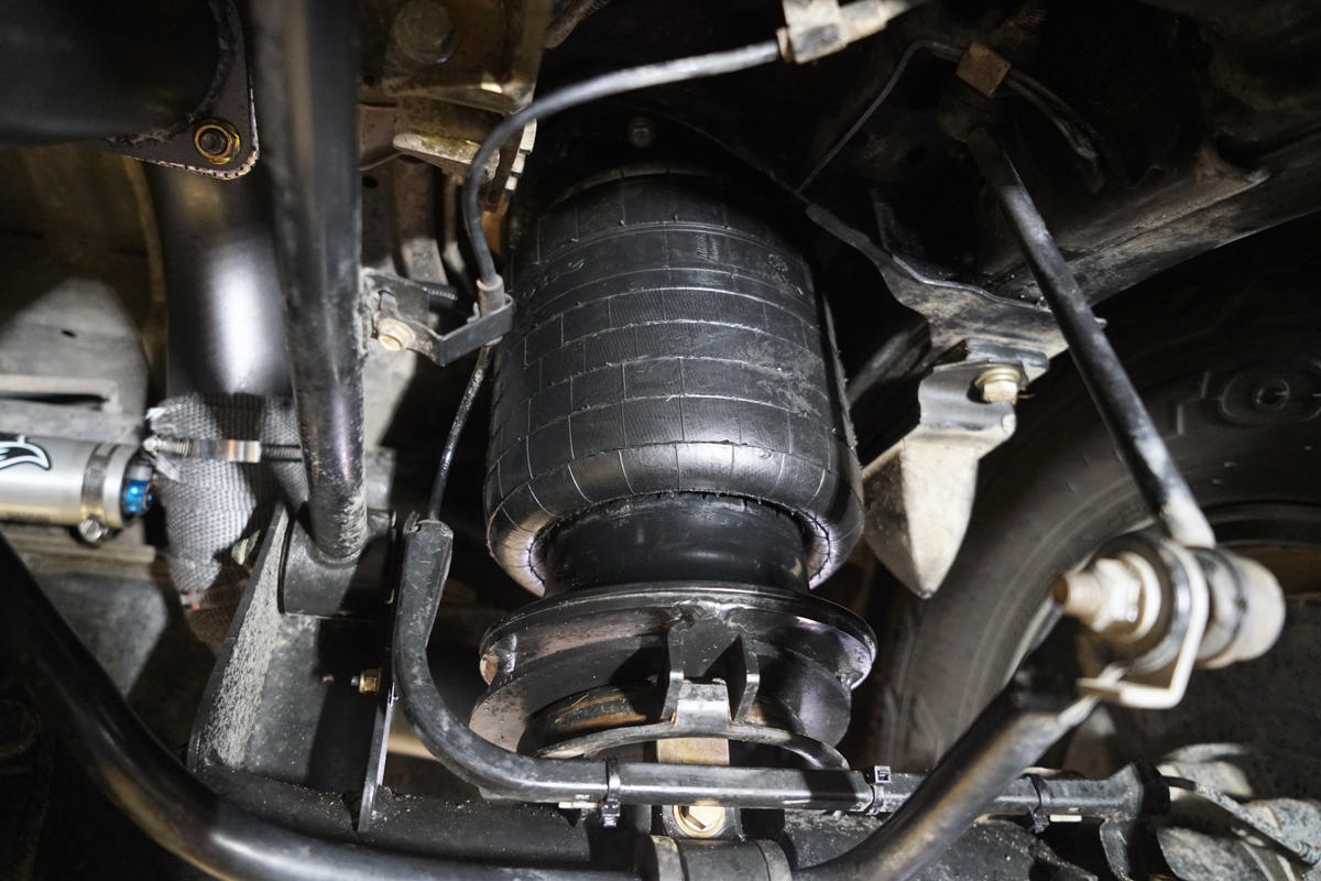 OA6016M - Full Air Suspension Kit - Metric Tubing
